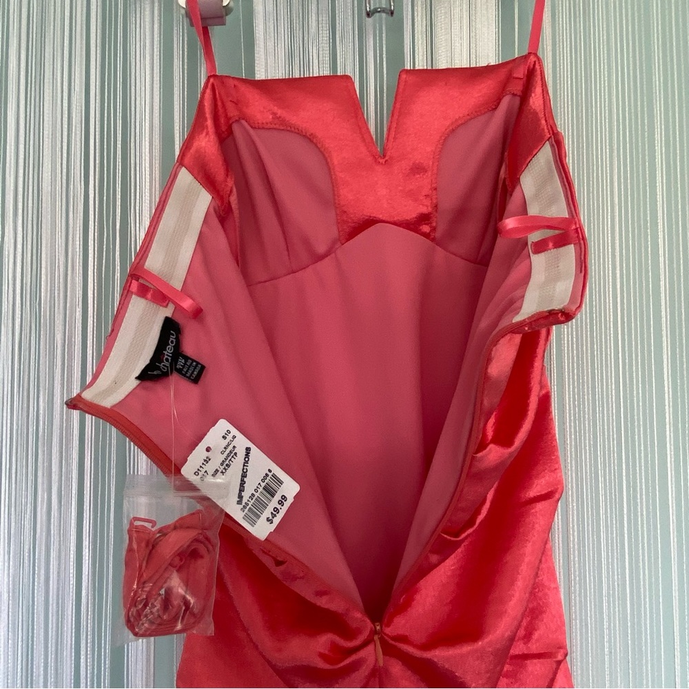 Coral Satin Ruched Strapless Dress - Picture 11 of 17